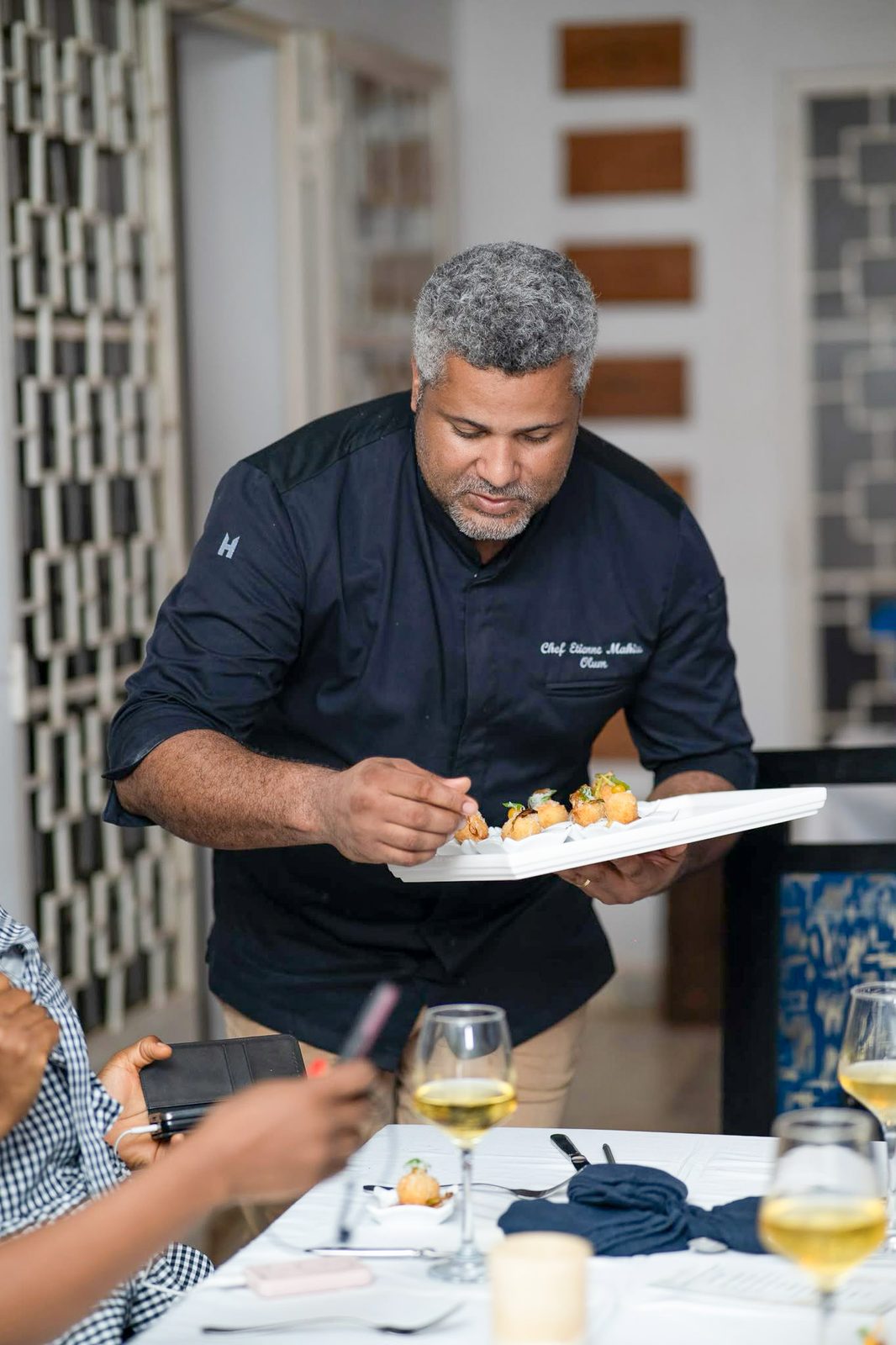 Chef at work, yaoundé — Le Bacchus+