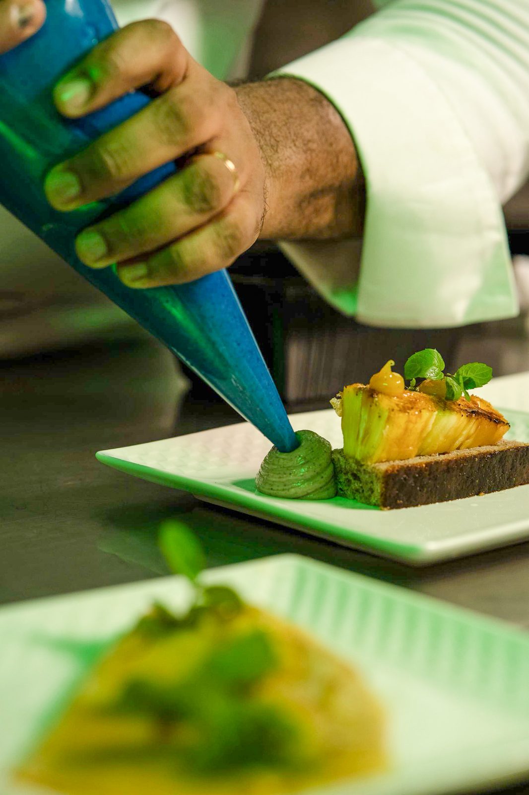 The sauce, reduced by hand — Le Bacchus+